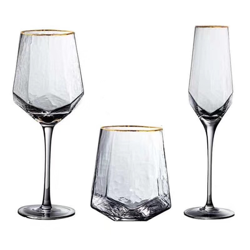 Goud, Gehamerd, Champagne Bril - Wine Or Beer recensie en prijs